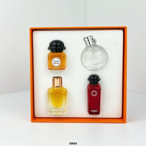 🎁 Must-Have Hermes 4-in-1 Mini Perfume Set (7.5ml x 4)