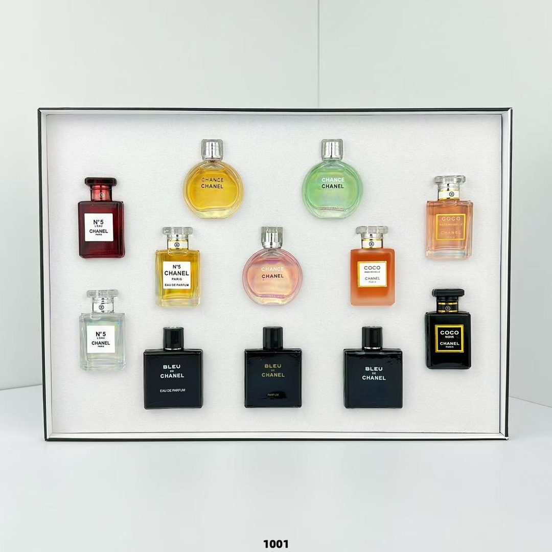 13428748289229252 💖 Premium Quality Chanel Q-Version 12-Piece Mini Perfume Gift Box - Image 1
