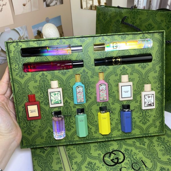 🌸 Premium Quality Gucci US Edition 14-Piece Mega Gift Set (10 Minis + 4 Vial Rollers!)