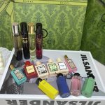 🌸 Premium Quality Gucci US Edition 14-Piece Mega Gift Set (10 Minis + 4 Vial Rollers!) - Image 3