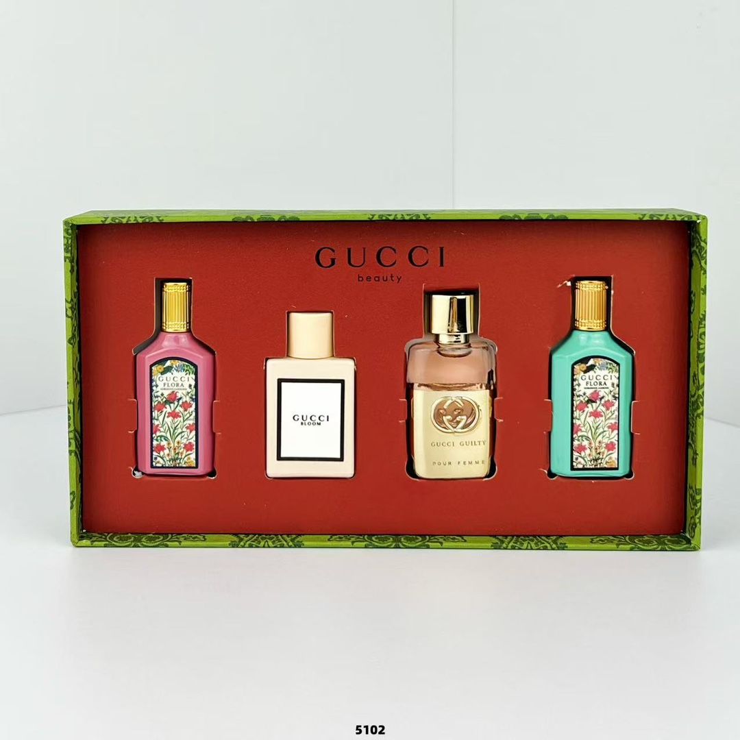 13428836745169897 🔥 Gucci Luxury 4-in-1 Mini Fragrance Collection – 5ml Splash Travel Set Real Shots! - Image 1